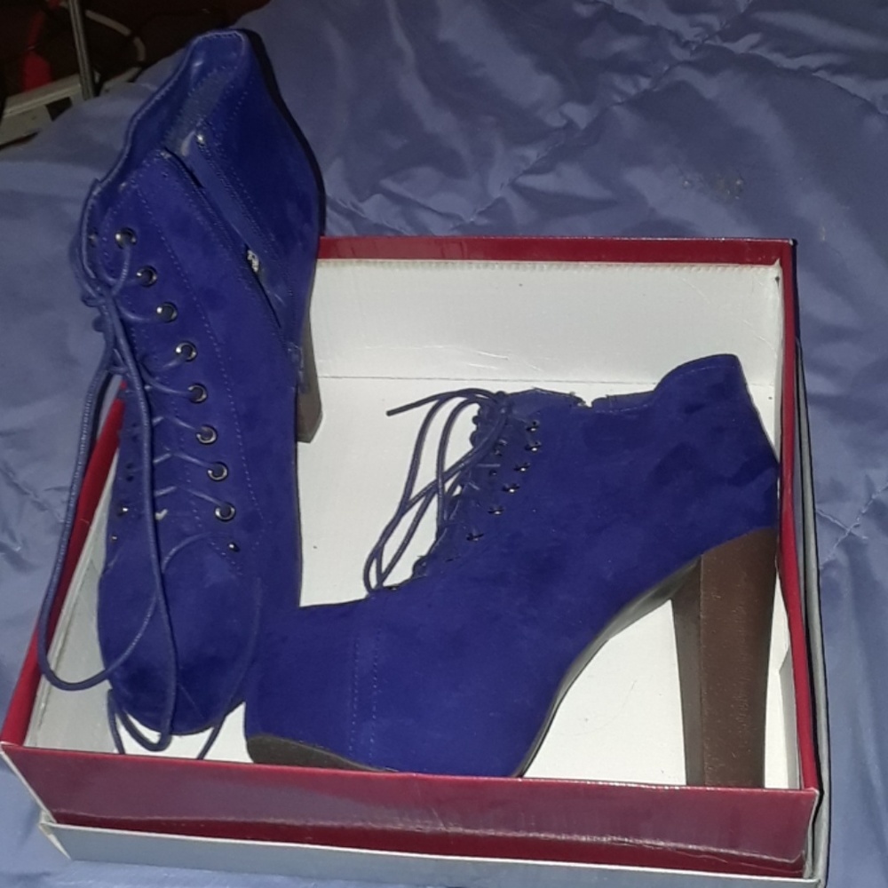 Chunky heeled ankle boots
